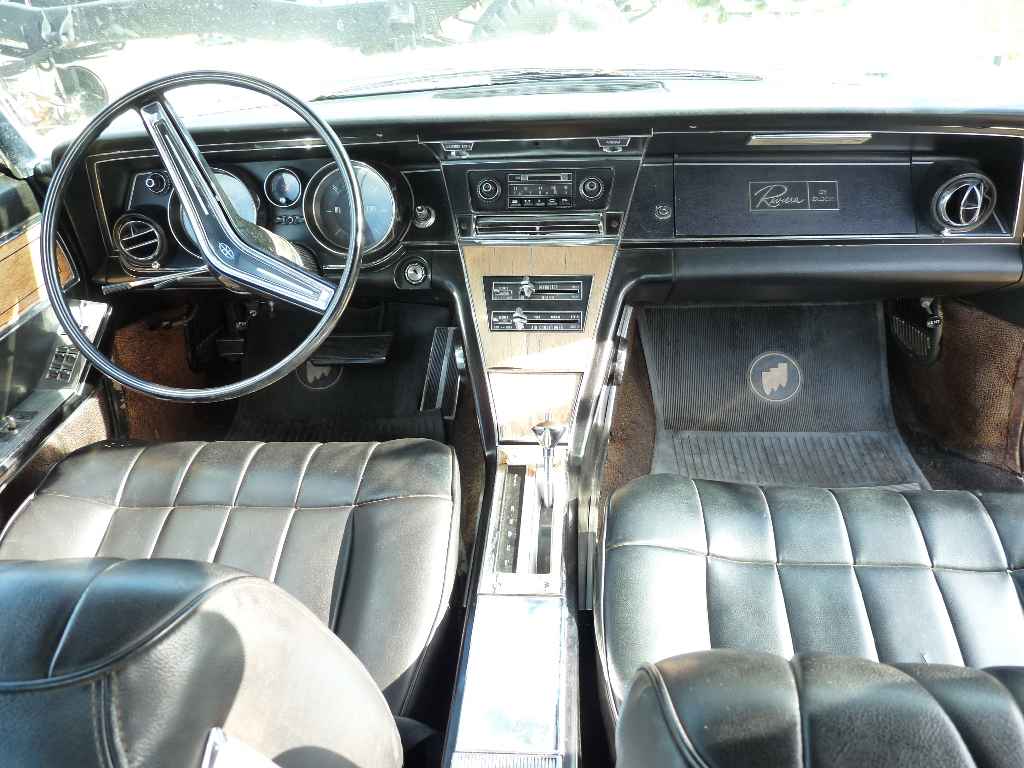 Buick riviera 65   8500 euros 111102110306995228996880