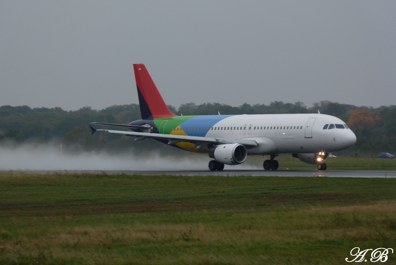 [06/11/2011] Airbus A320 (TS-INN) Eritrean Airlines 1111080836541373939023615
