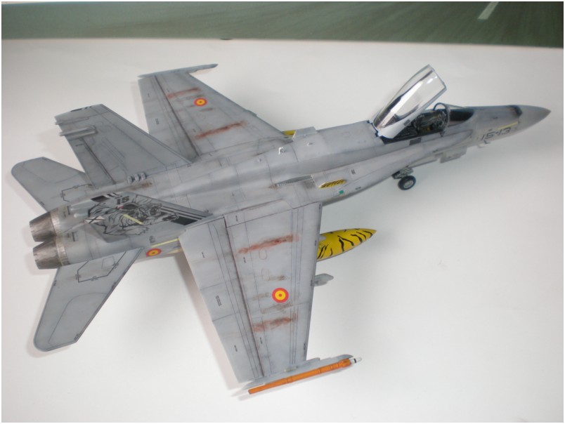 hornet - EF-18A Hornet Spanish, Nato Tiger Meet 07 - Academy 1/72 111124113036585299091178
